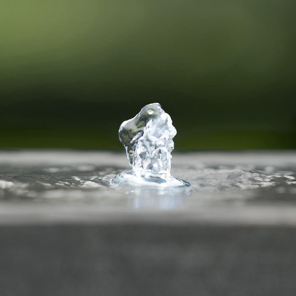 Resin Cut Away Urn Outdoor Water Fountain 18 Inch material texture detail